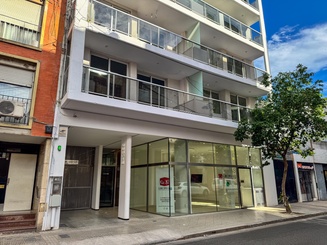 OPORTUNIDAD. Venta: Local comercial con renta asegurada - Balcarce 1355, Rosario